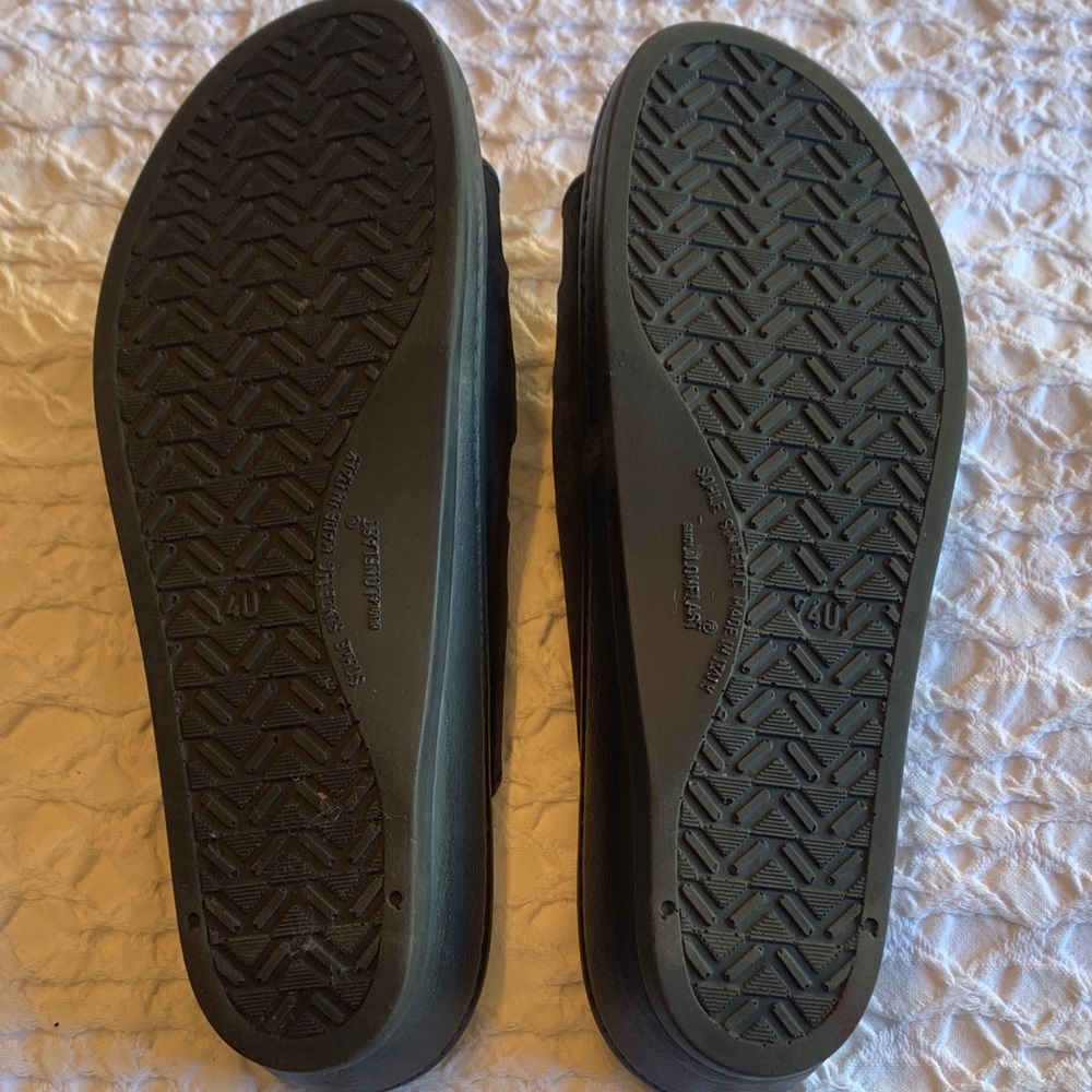 Floy Flot Women's Slip On Sandals - Picture 10 of 16